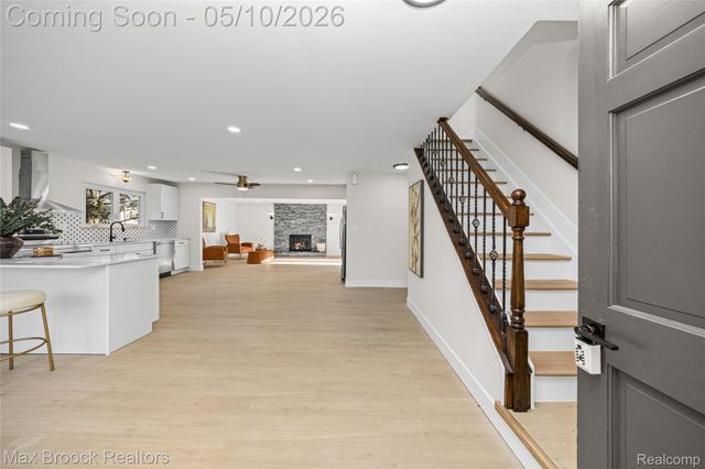1874 Hopkins Drive, Wixom, MI 48393
