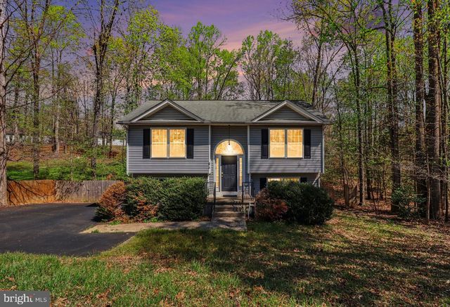 876 CAMPERS LN, Ruther Glen, VA 22546