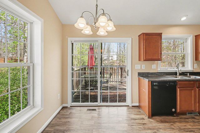 876 CAMPERS LN, Ruther Glen, VA 22546
