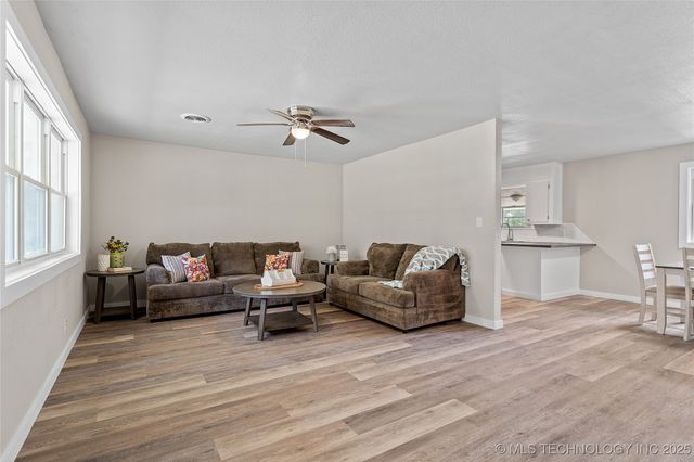 54 Pecan, Ardmore, OK 73401