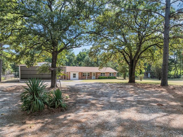 54 Pecan, Ardmore, OK 73401