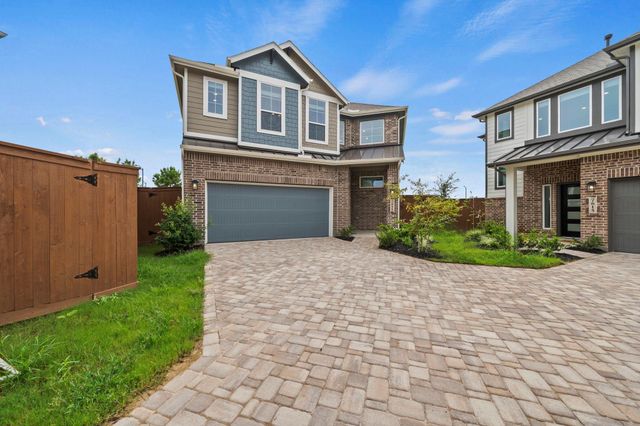 7611 Swooping Swallow Lane, Katy, TX 77493