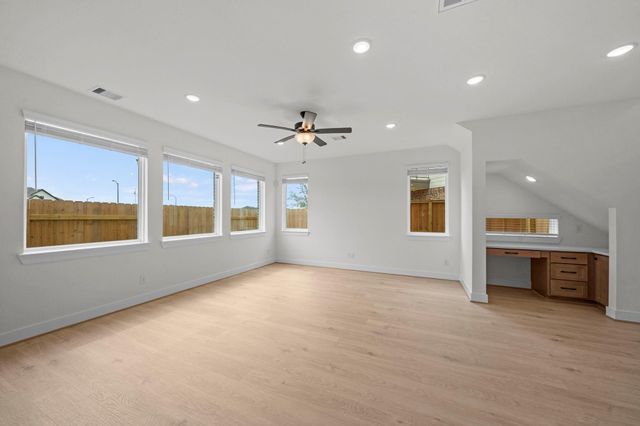 7611 Swooping Swallow Lane, Katy, TX 77493