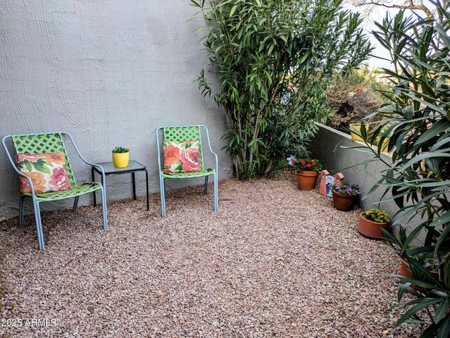 16819 E GUNSIGHT Drive A6, Fountain Hills, AZ 85268