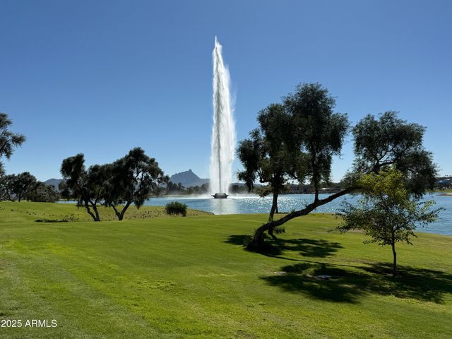 16819 E GUNSIGHT Drive A6, Fountain Hills, AZ 85268