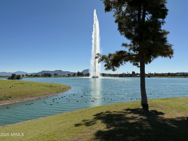 16819 E GUNSIGHT Drive A6, Fountain Hills, AZ 85268