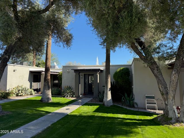 16819 E GUNSIGHT Drive A6, Fountain Hills, AZ 85268