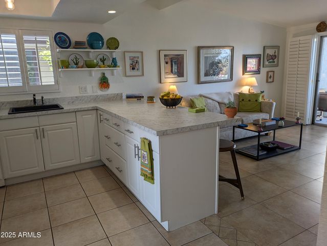 16819 E GUNSIGHT Drive A6, Fountain Hills, AZ 85268