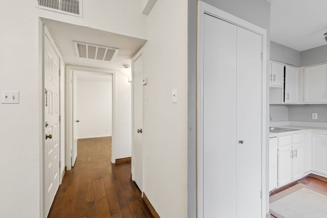 4748 Old Bent Tree Lane 1808, Dallas, TX 75287