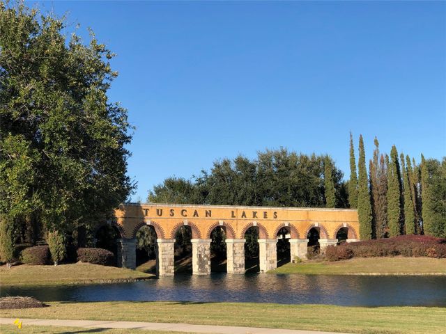 1312 Altavilla Lane, League City, TX 77573