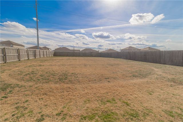 1531 Scotland Drive, Centerton, AR 72719