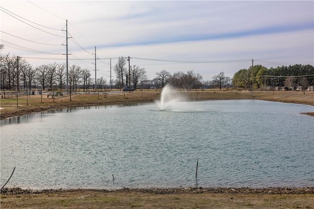 1531 Scotland Drive, Centerton, AR 72719