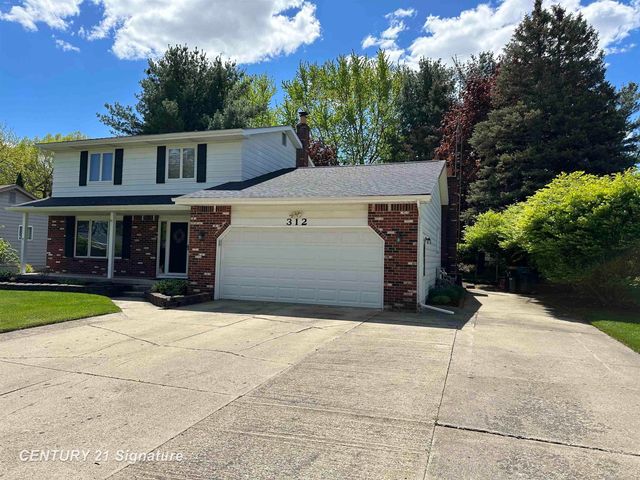 312 Sunrise Drive, Flushing, MI 48433