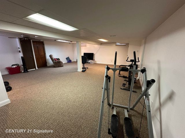 312 Sunrise Drive, Flushing, MI 48433