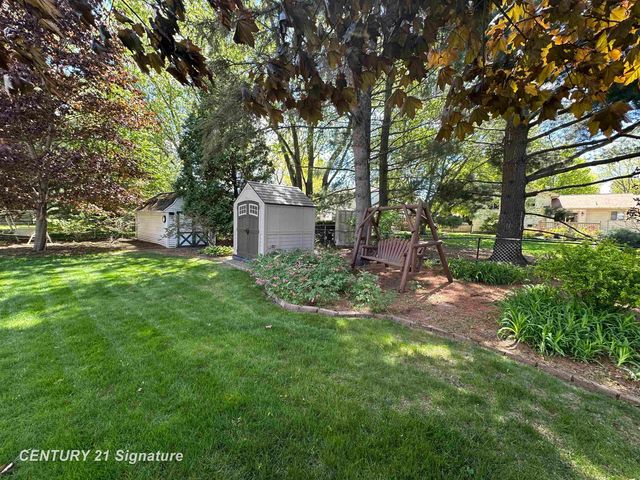 312 Sunrise Drive, Flushing, MI 48433