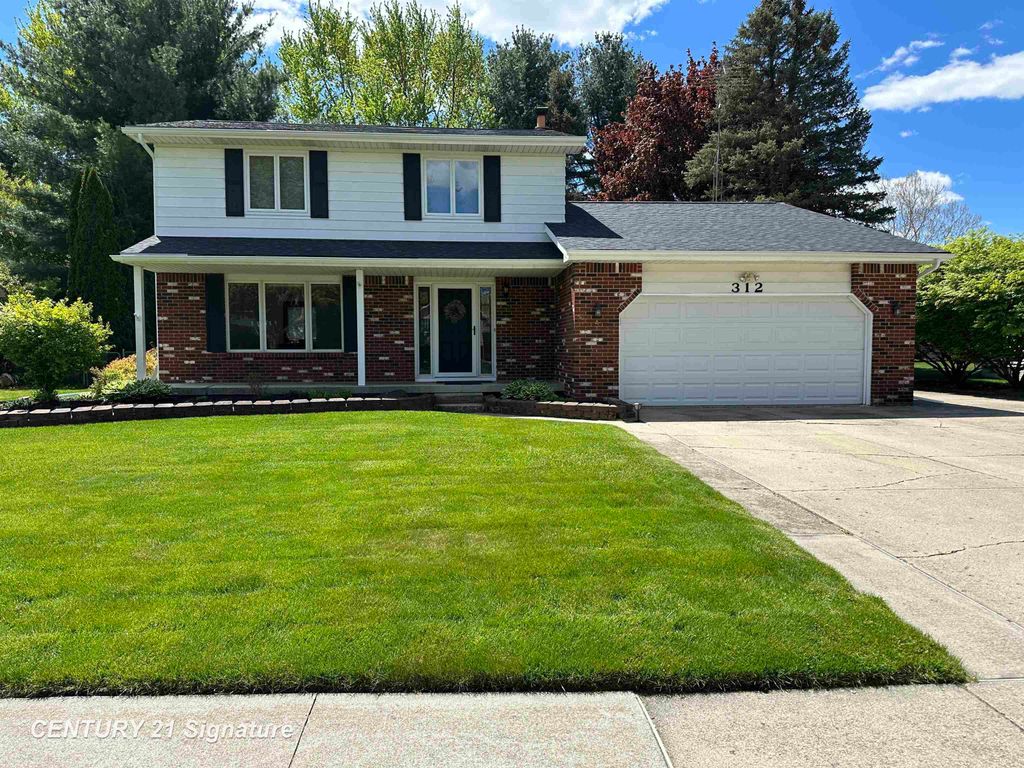 312 Sunrise Drive, Flushing, MI 48433