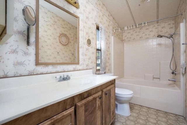 22170 JAPATUL VALLEY RD, Alpine, CA 91901