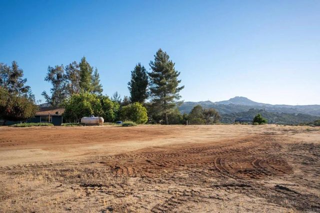 22170 JAPATUL VALLEY RD, Alpine, CA 91901