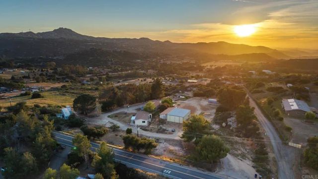 22170 JAPATUL VALLEY RD, Alpine, CA 91901