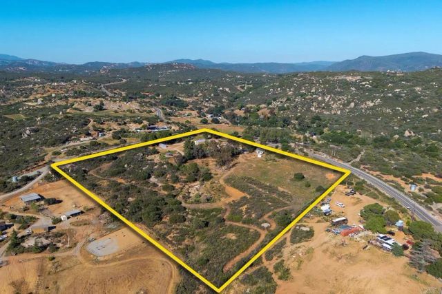 22170 JAPATUL VALLEY RD, Alpine, CA 91901