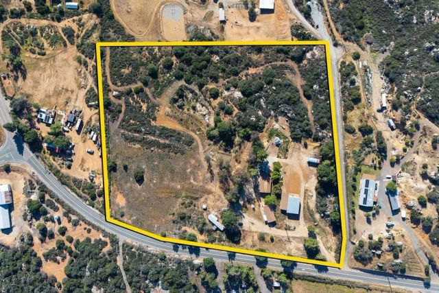22170 JAPATUL VALLEY RD, Alpine, CA 91901