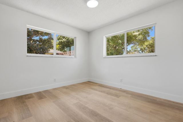 720 NW 67th Avenue, Plantation, FL 33317