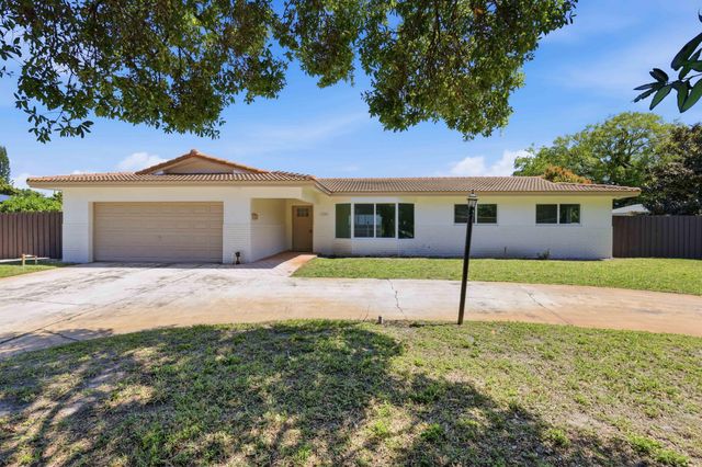 720 NW 67th Avenue, Plantation, FL 33317