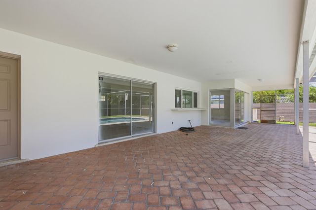 720 NW 67th Avenue, Plantation, FL 33317