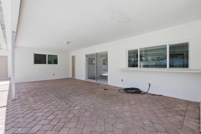 720 NW 67th Avenue, Plantation, FL 33317