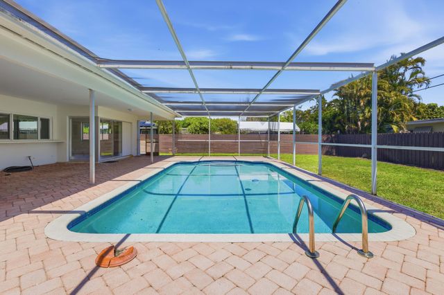 720 NW 67th Avenue, Plantation, FL 33317