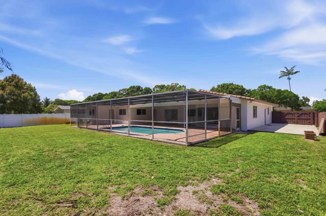 720 NW 67th Avenue, Plantation, FL 33317