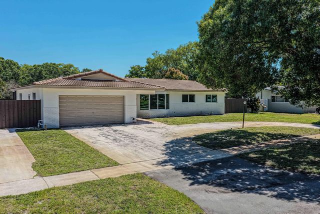 720 NW 67th Avenue, Plantation, FL 33317