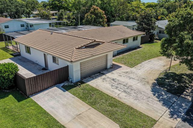 720 NW 67th Avenue, Plantation, FL 33317