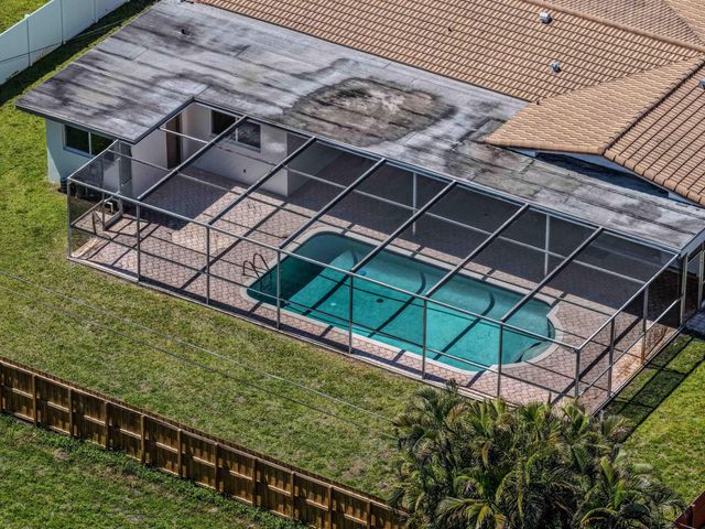 720 NW 67th Avenue, Plantation, FL 33317