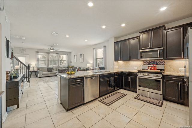 13302 ANTELOPE RUN, St Hedwig, TX 78152
