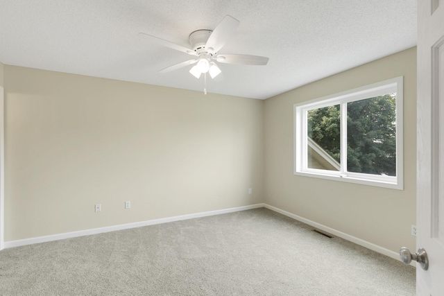 725 103rd Avenue NE, Blaine, MN 55434