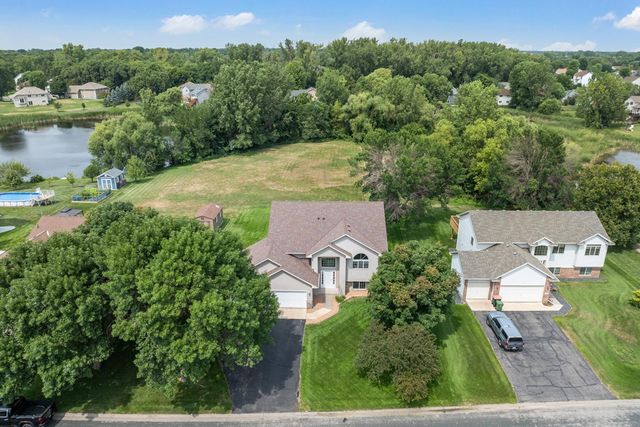 725 103rd Avenue NE, Blaine, MN 55434