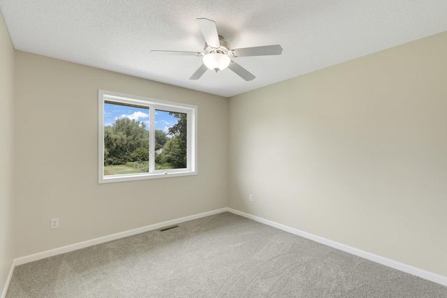 725 103rd Avenue NE, Blaine, MN 55434