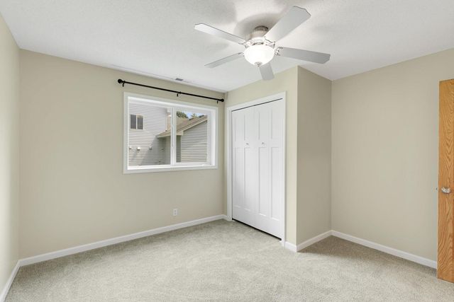 725 103rd Avenue NE, Blaine, MN 55434
