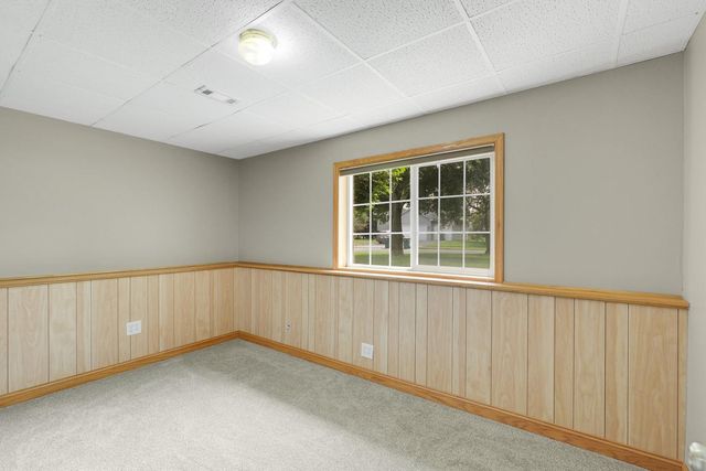 725 103rd Avenue NE, Blaine, MN 55434