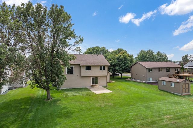 725 103rd Avenue NE, Blaine, MN 55434