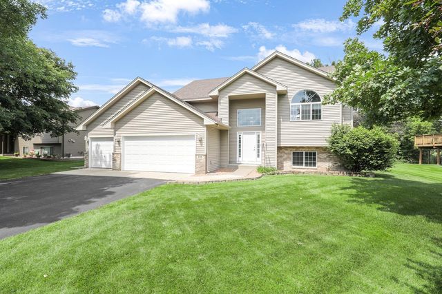 725 103rd Avenue NE, Blaine, MN 55434