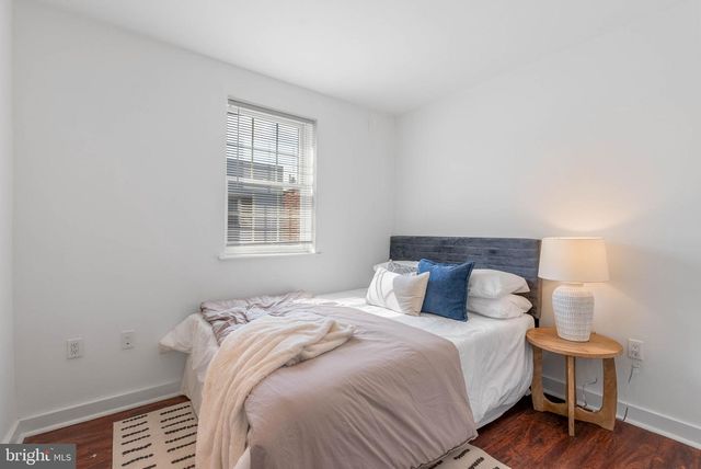 2132 S CHADWICK ST, Philadelphia, PA 19145