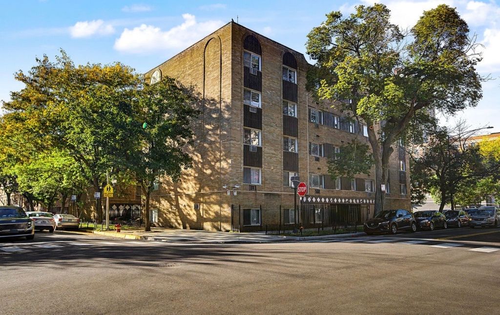 5100 N Sheridan Road 404, Chicago, IL 60640 — exterior