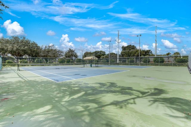 5107 51ST Way, West Palm Beach, FL 33409