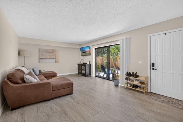 5107 51ST Way, West Palm Beach, FL 33409