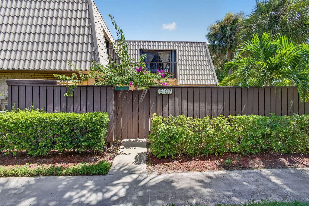 5107 51ST Way, West Palm Beach, FL 33409