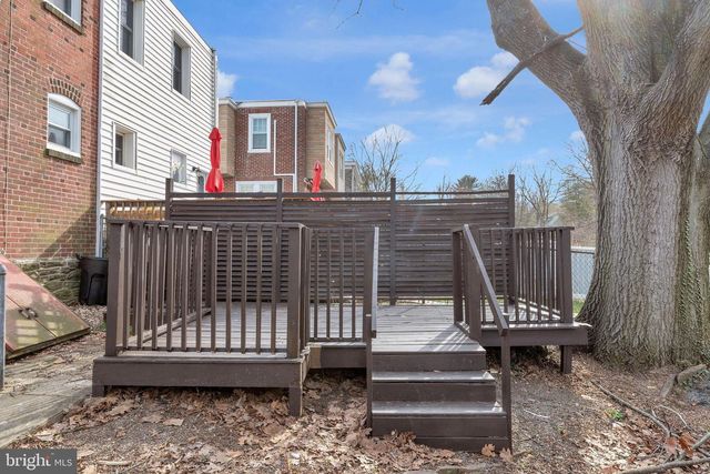 17 E WAVERLY RD, Wyncote, PA 19095