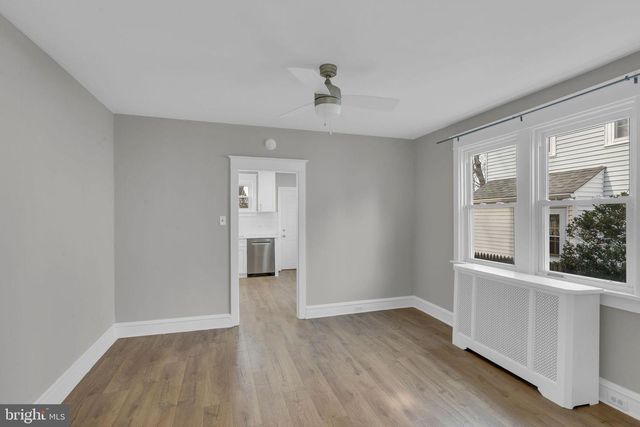 17 E WAVERLY RD, Wyncote, PA 19095