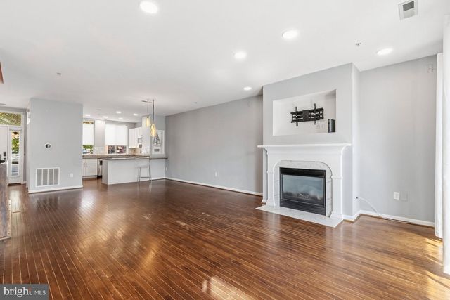 1025 COVINGTON ST, Baltimore, MD 21230